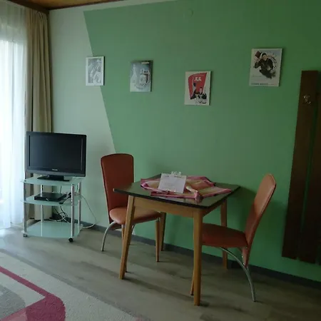 Апартаменты Alpenappartement Claudia *