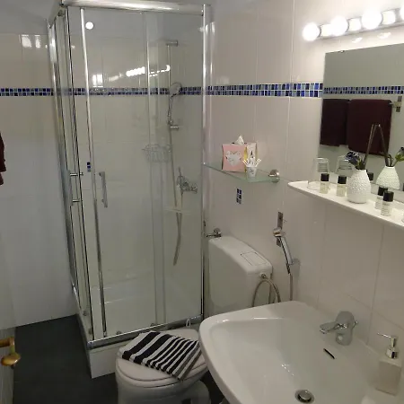 Alpenappartement Claudia Апартаменты *