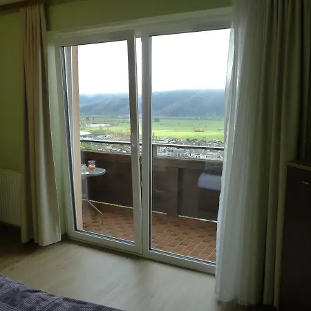 ألبين أبارتمنت كلوديا شقة بيسندورف