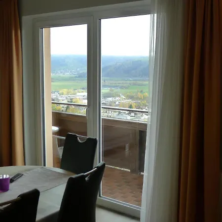 Alpenappartement Claudia Апартаменты Пизендорф