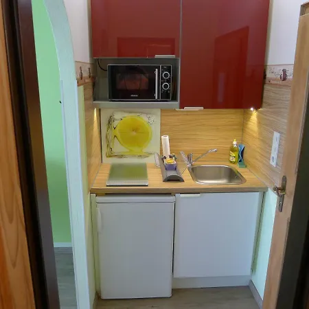 ألبين أبارتمنت كلوديا * بيسندورف